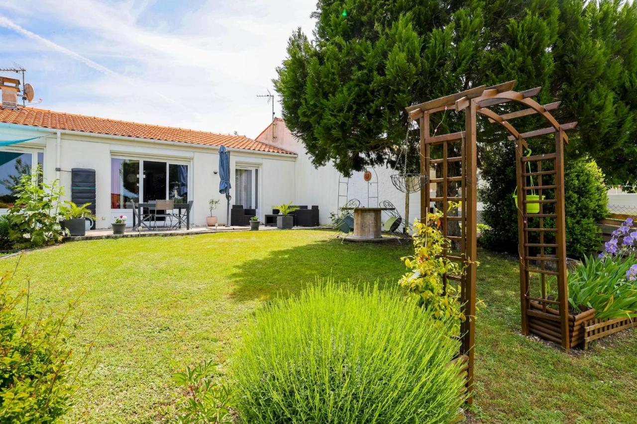 Villa "Logis Debussy"- Saintes Exterior foto