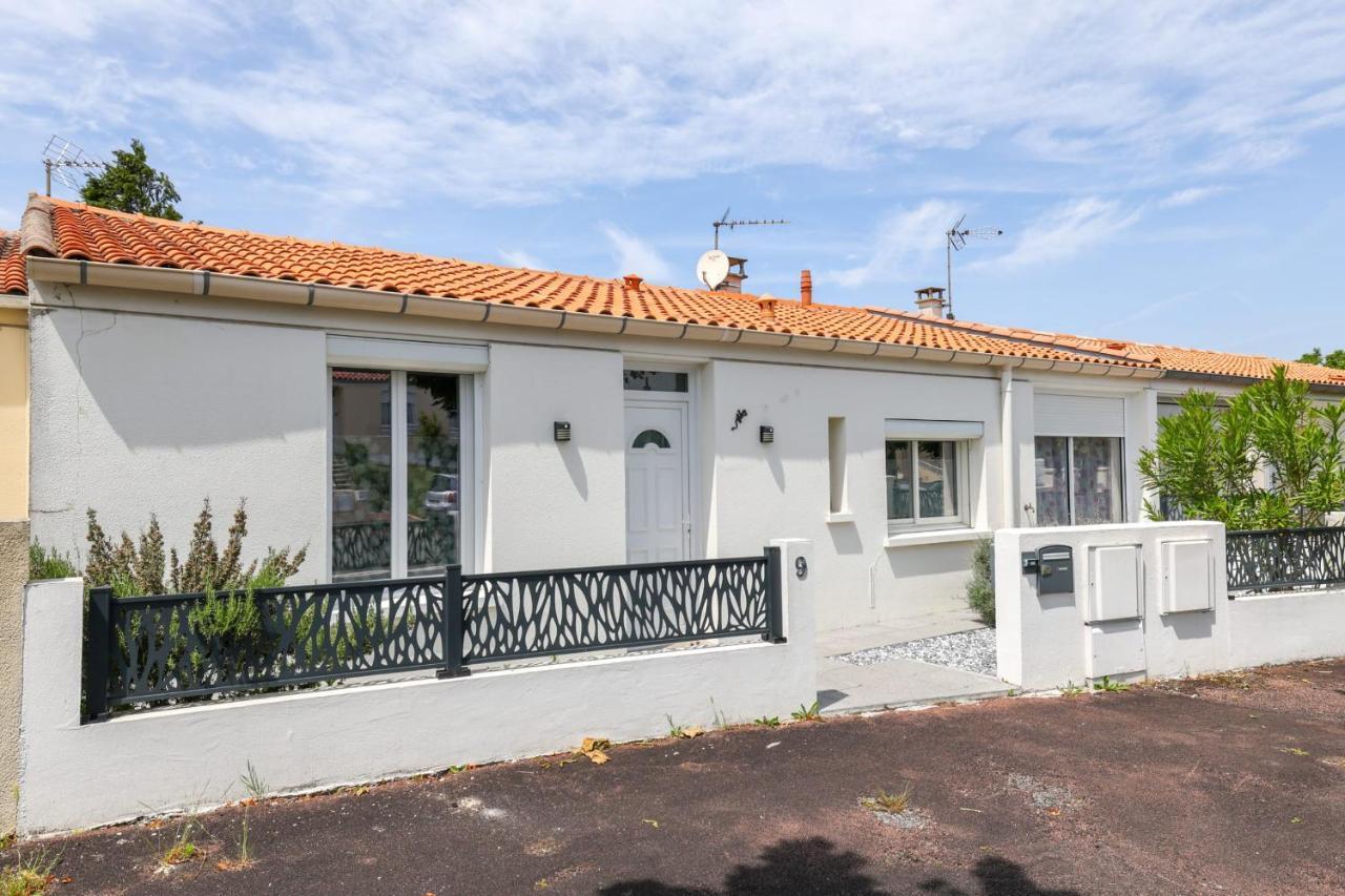 Villa "Logis Debussy"- Saintes Exterior foto